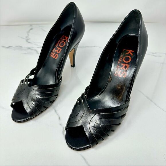 Michael Kors Heels- Size 6.5 - Picture 12 of 15